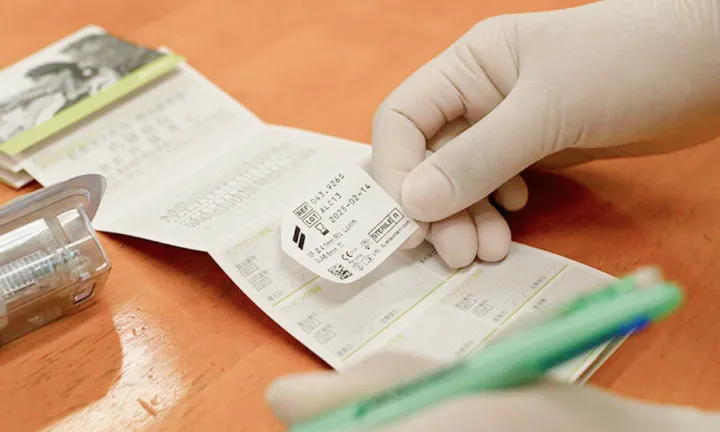 10年保証とストローマン社の製品証明書