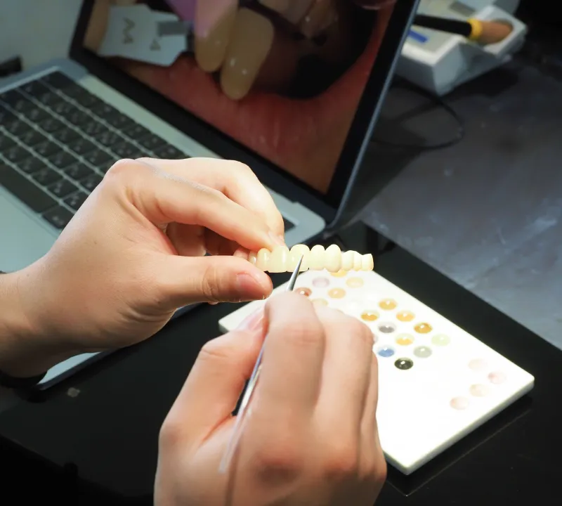 歯科治療を通じて、人を幸せにしたい。