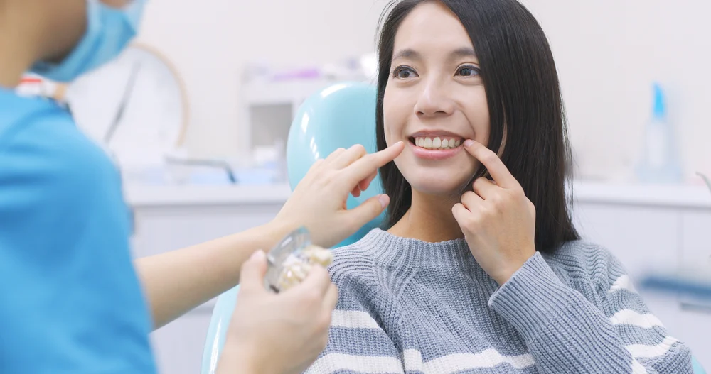 implant-doctor-3.webp