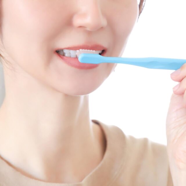 【横浜市・インプラント治療】手術後の過ごし方と腫れ・食事の注意点